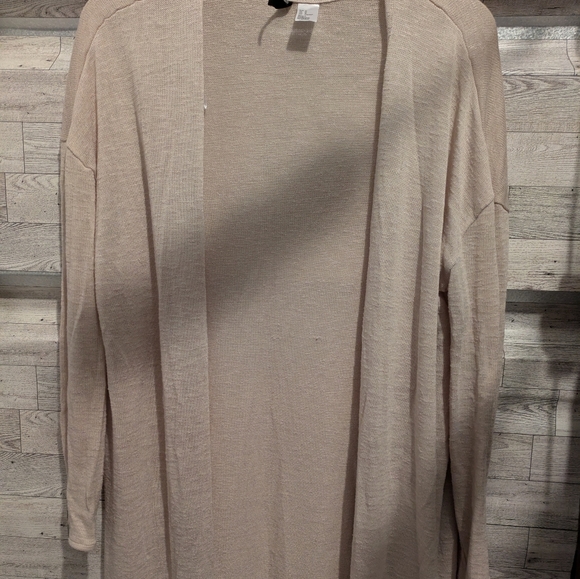 Divided Cream Knit Sweater Size Medium - Picture 3 of 6